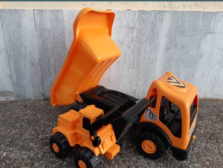 Retroescavadora / camião e máquina brinquedo