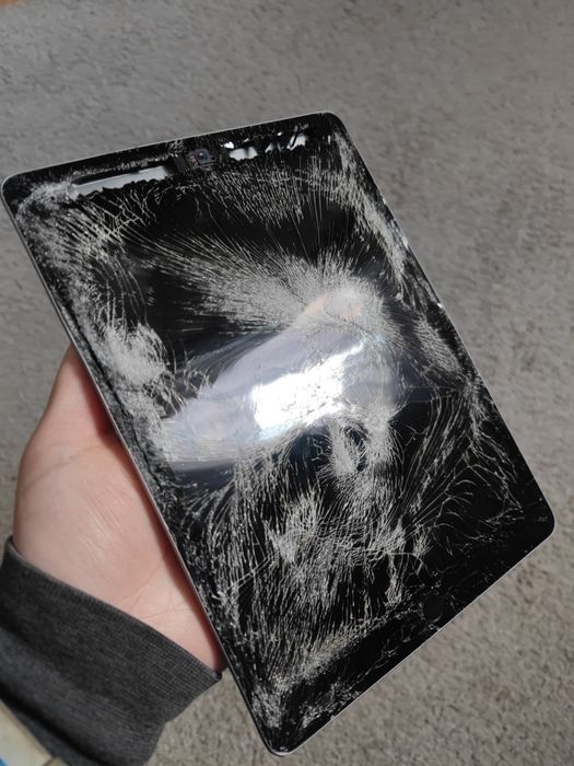 iPad 6 покоління на 128 ГБ. Донор