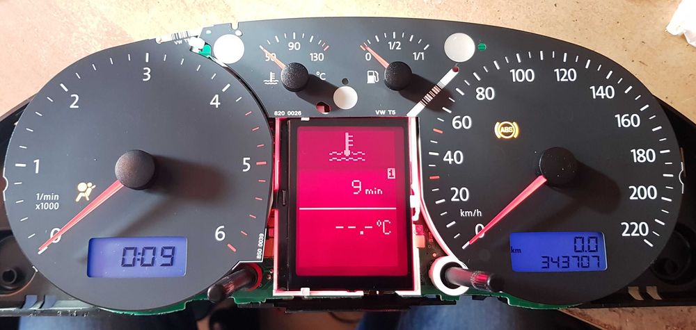 Wymiana wyświetlacza FIS MFA LCD Audi VW Seat Skoda