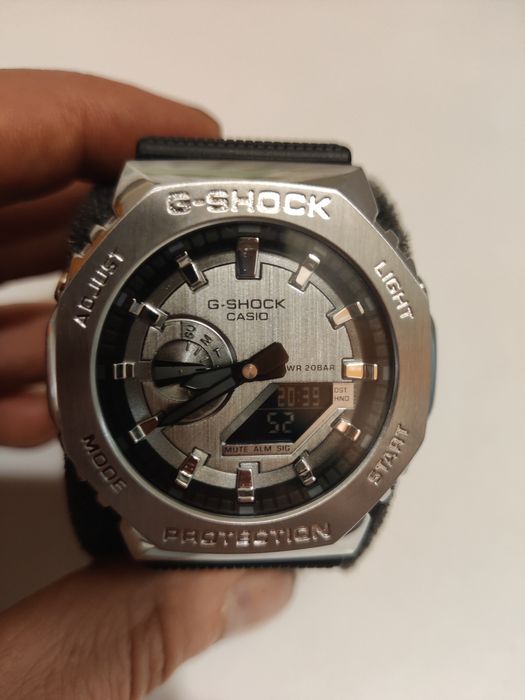 Casio g shock gm 2100