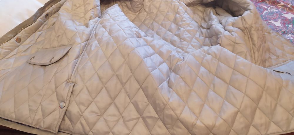 Куртка чоловіча ХL сірого кольору.