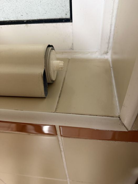 2 Estores de rolo black out