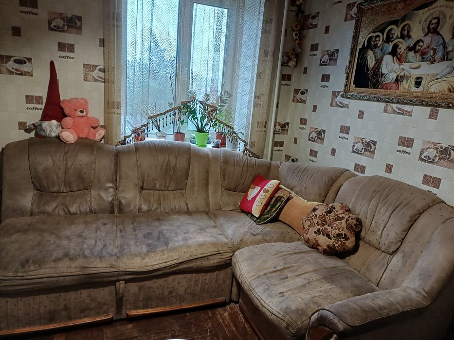 М'який кутовий диван