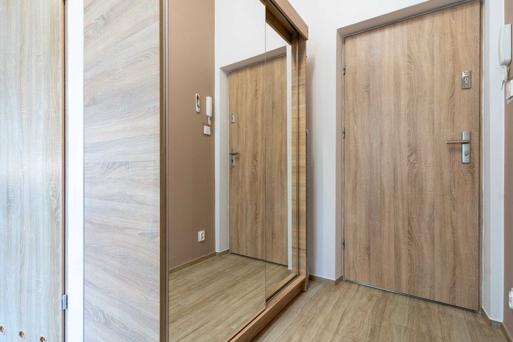 Kawalerka BALKON, SmartTV Chorzów Centrum WSB, UŚ szybki dojazd Katowice – další