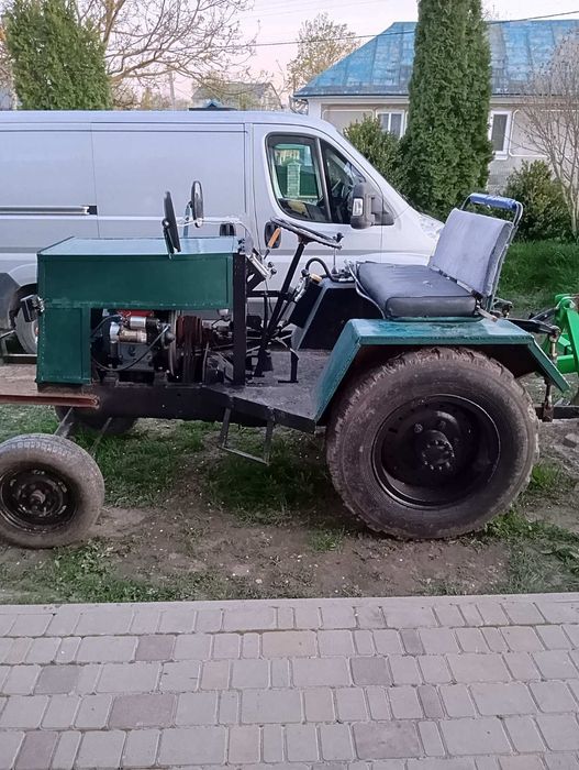 Продам саморобний трактор.