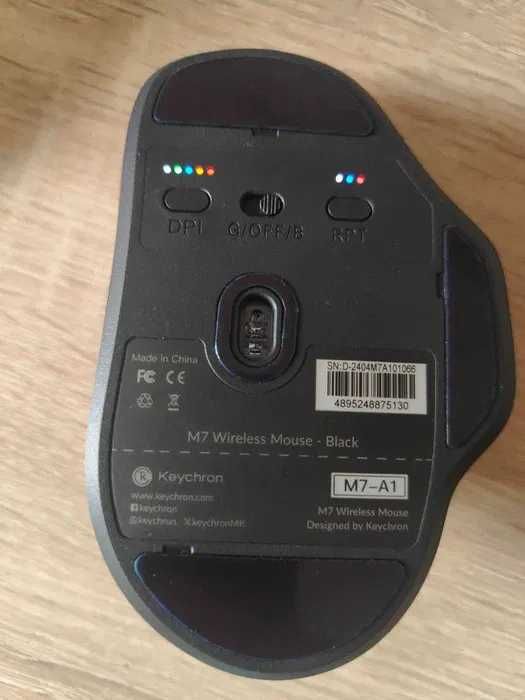 Ергономічна бездротова мишка Keychron M7 Wireless