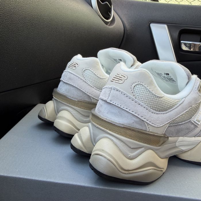 Жіночі кросівки нюбеланс бежеві з сірим весна літо New balance 9060 beige grey