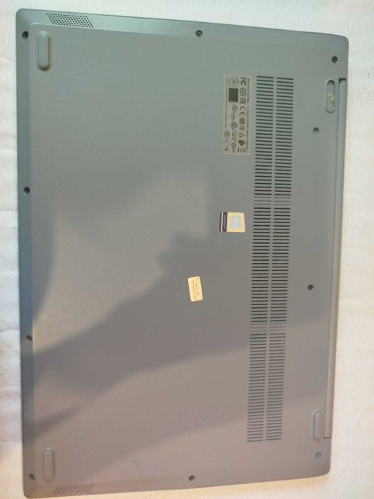 Laptop Lenovo IDEAPAD3 17A05