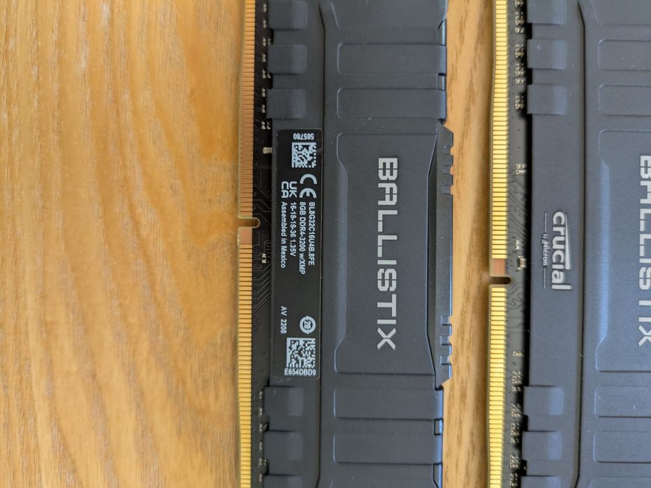 Crucial Ballistix 16gb (2x8) RAM DDR4 3200mhz