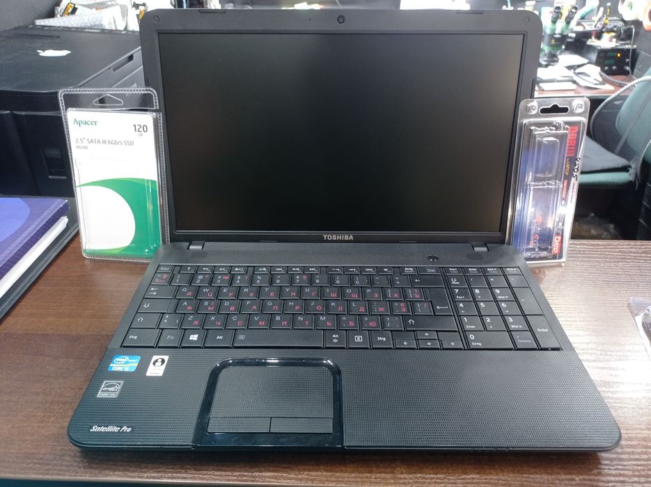 Ноутбук 15,6 Toshiba Core I5 2,5Ghz, SSD-128, 6-ОЗУ, HD-5500-1gb