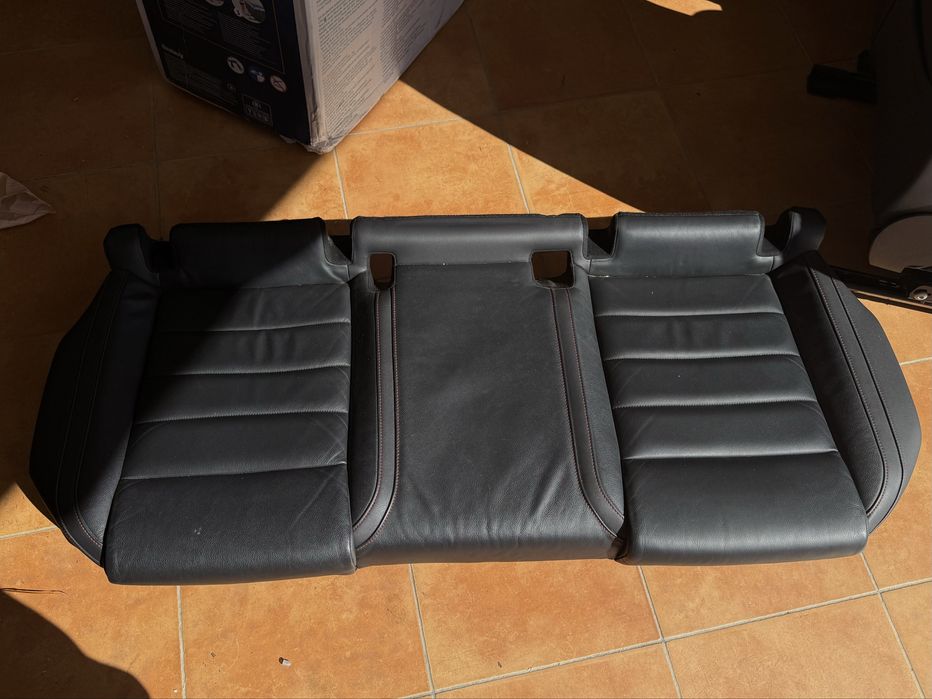 Interior Pele GTi CLUBSPORT