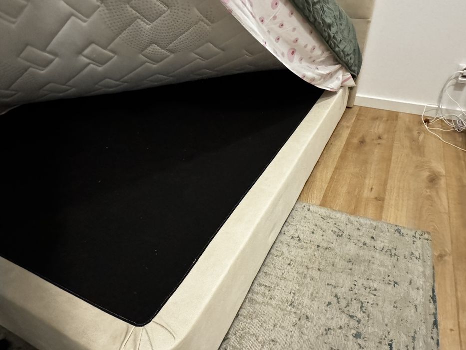 Sommier + Cabeceira + colchão