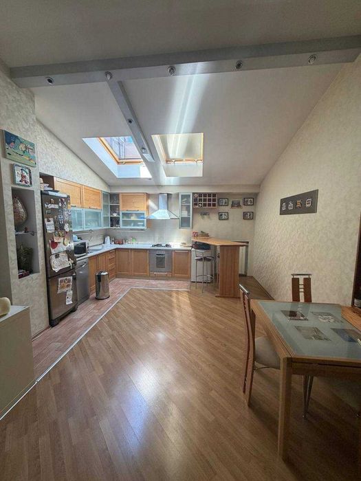 Продам 3к квартиру в центре Днепра. ЖК Созидатель .