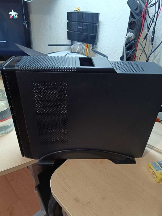 Комп'ютер, i3-8100 3,6ghz, 16gb ddr4, 256gb ssd