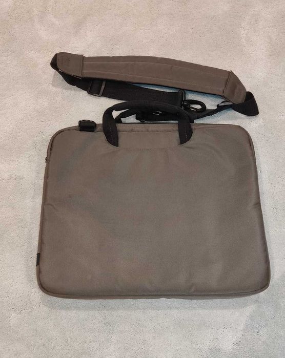 CASE Logic Mala Portátil 13-14 BROWN PBCI114