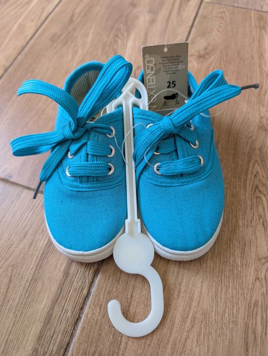 Trampki nowe niebieskie turkusowe 25