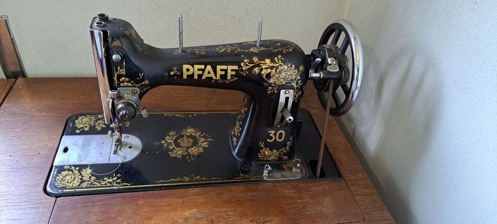 Máquina da costura Pfaff