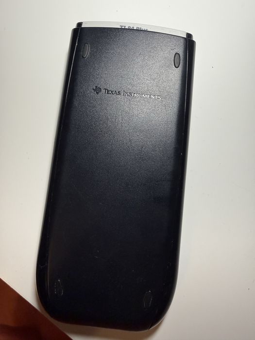 Maquina calculadora TI-84 Plus