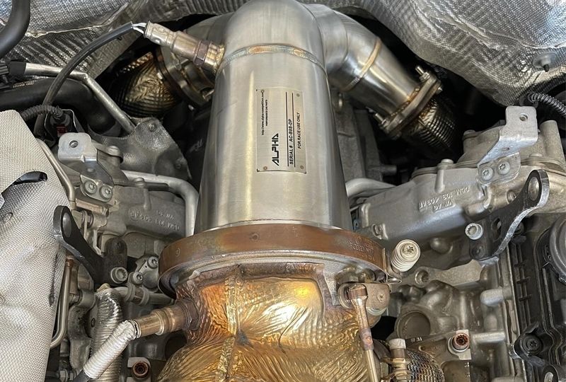 DOWNPIPE ALPHA COMPETITION PARA AUDI S4 / S5 B9 2016-2021 - 3.0 TFSI
