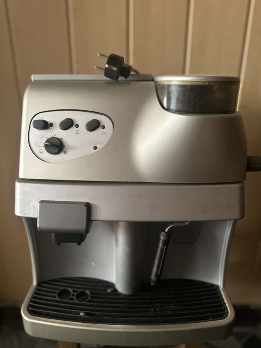 Кавомашина кофеаппарат кавоварка кофеварка