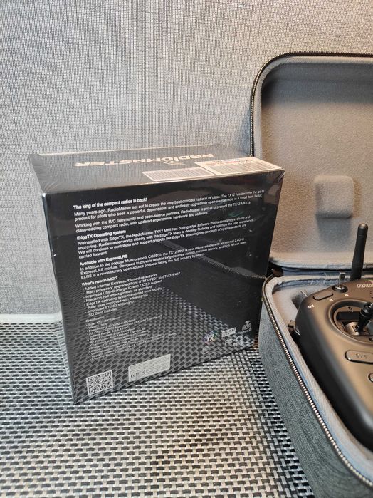 Radiomaster TX-12 ELRS MKII FCC MK2 Газ зліва Нові 55 шт Пульти, Є кейси захисні, акумулятори 18650, ремінці