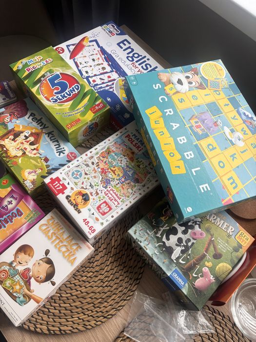 Gry, puzzle, czuczu karty zestaw