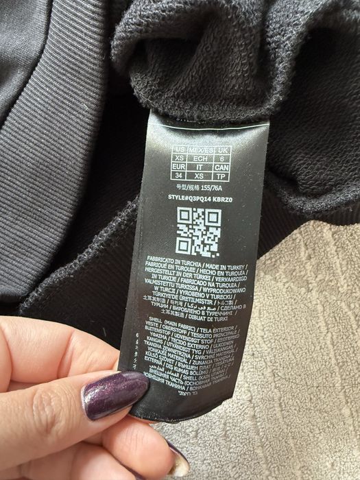 Nowa czarna bluza guess