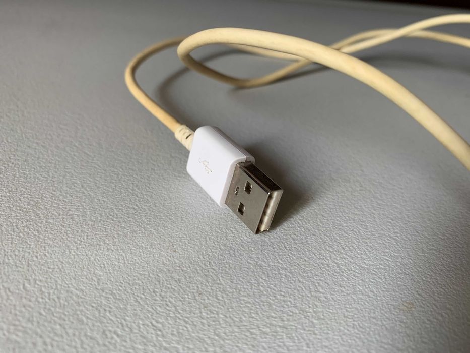 Cabo USB - microUSB