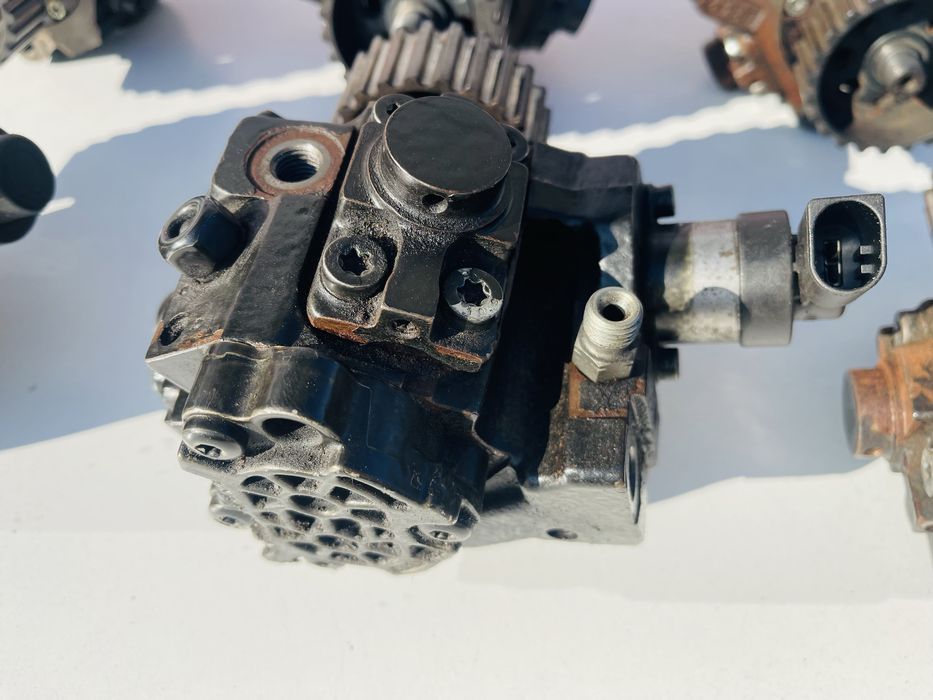 ТНВД Audi A6 C6 3.0 2.7 TDI A4 B7 Топлевний Насос 059 130 755E 800