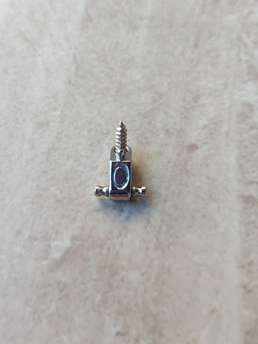 Fender String Guide - Guitar String Tree - original Fender