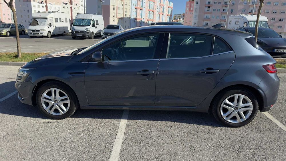 Renault Megane  -