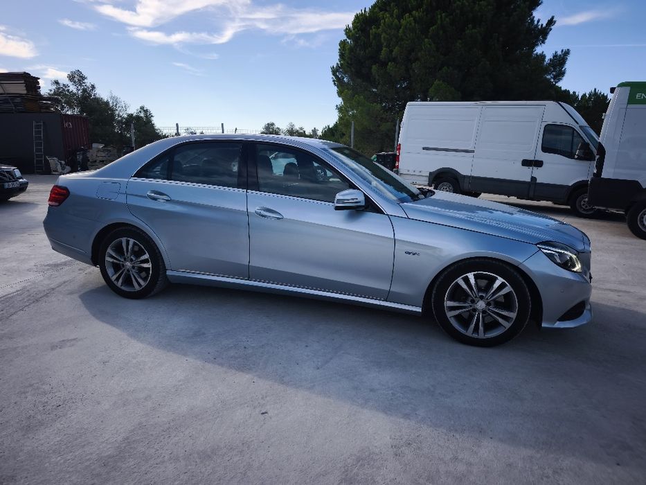 Mercedes E 300 híbrido