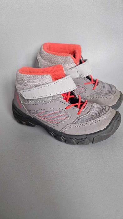 Buty quechua r. 24 dla dziewczynki Dectahlon