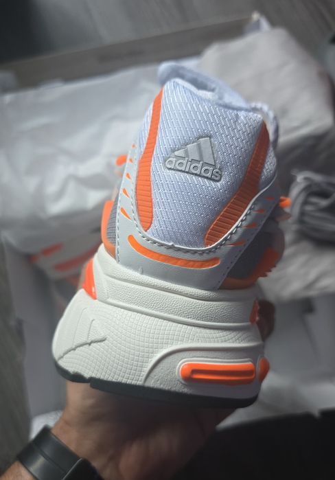 Adidas Jellyfish tam.42