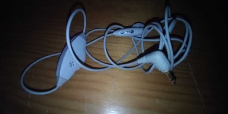 Auriculares/Fones de ouvido (LG e Motorola)
