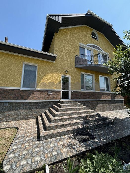 Продаж будинку 209 м2  %. 10сот. Святопетрівське