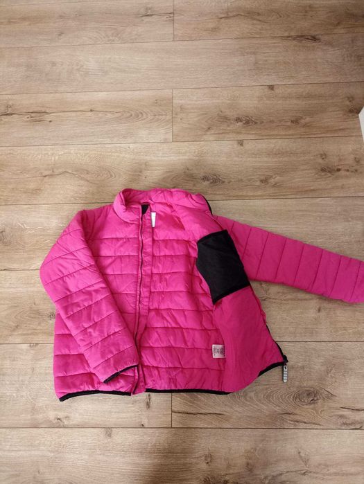 Kurtka przejściowa intensywny róż rozmiar 134.Zadbana POLARN O.PYRET