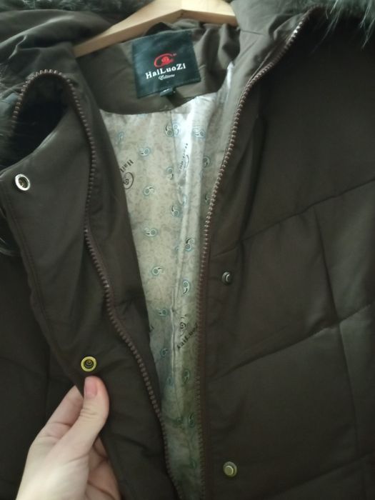 Продаю пухове пальто. Зима.