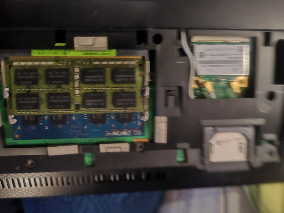 Asus K55v para quem quiser reparar ou peças