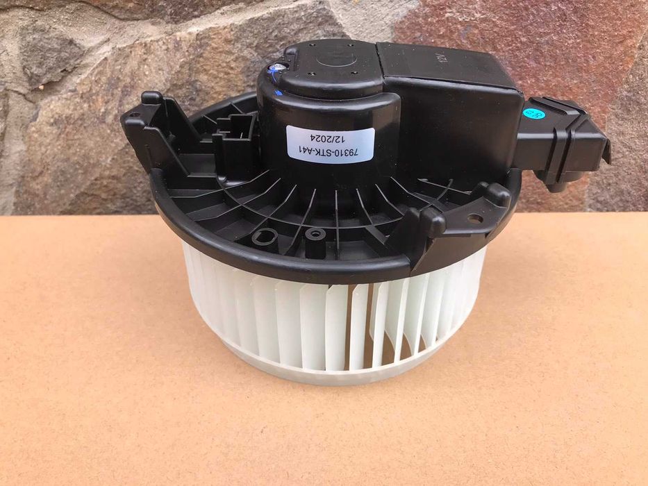 Моторчик печки вентилятор Dodge Journey Caliber Jeep Compass Freemont