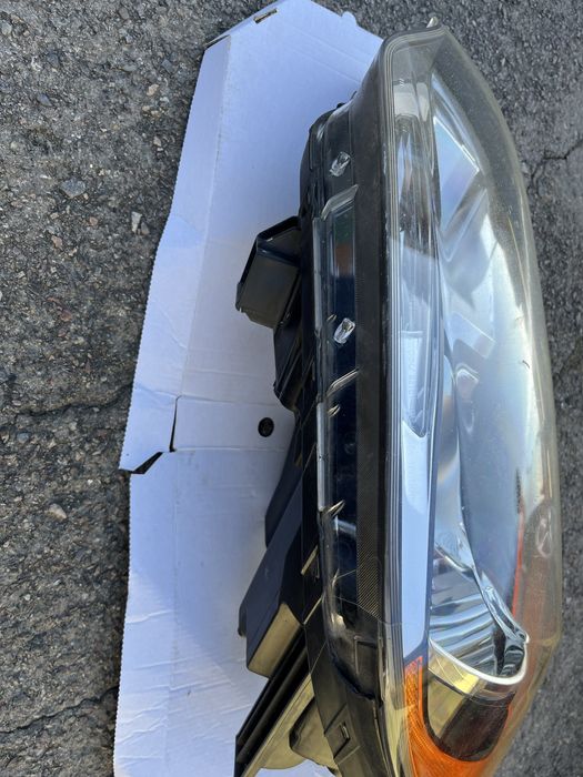 Ліва фара Kia Rio хетчбек 2013 (американська версія)