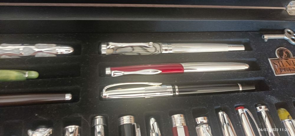 Coleção de Canetas banhadas a prata