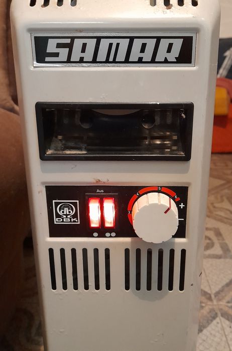 Aquecedor a óleo com rodas marca Samar - usado