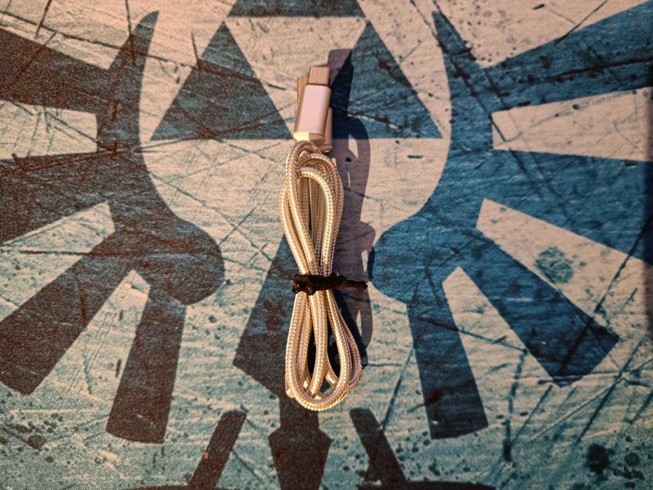 Magnetic USB-C Cable in MagSave Style64752099201153123