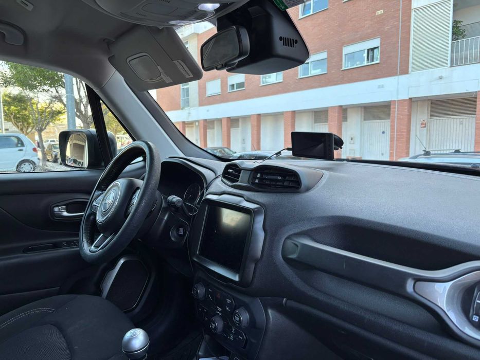 Jeep Renegade 1.6 MultiJet Diesel — 190.000 km, revisão recente, bem equipado