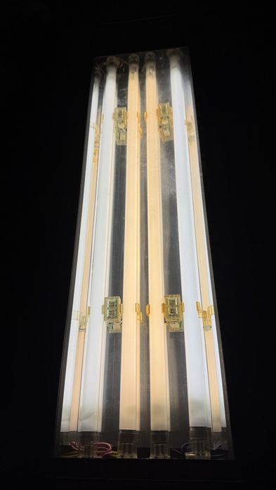 Calha Odyssea T5-60 (60 cm) com tubos Philips Master TL5 HO