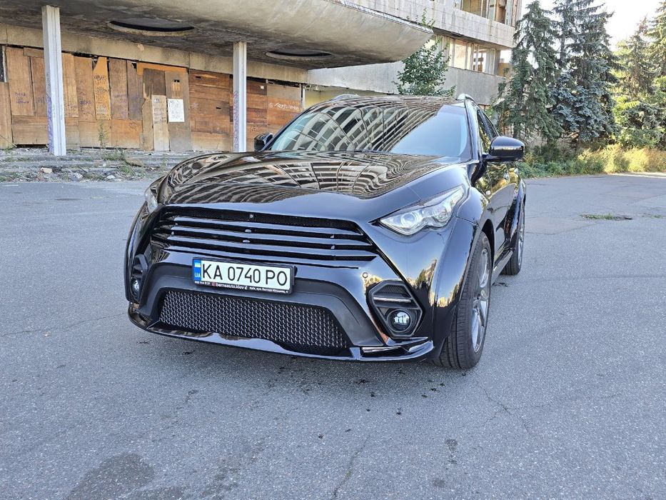 Infiniti S51. FX 35. QX70. FX37