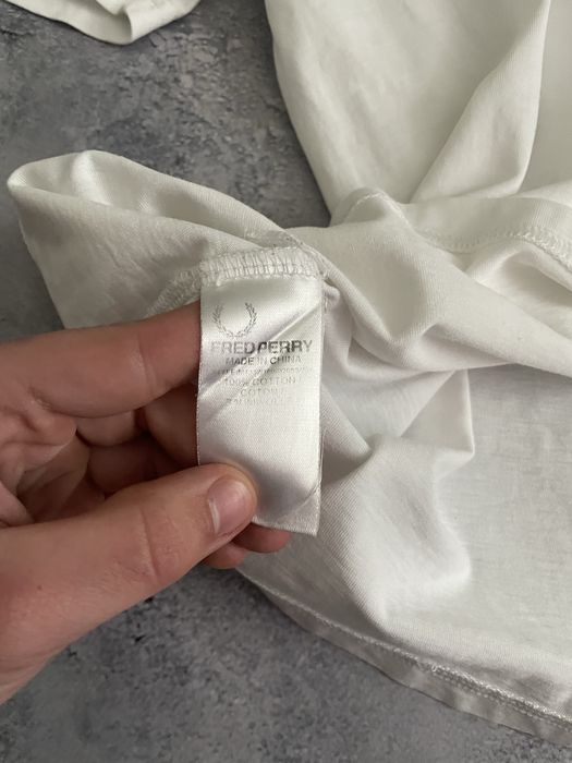 Біла Футболка Fred Perry