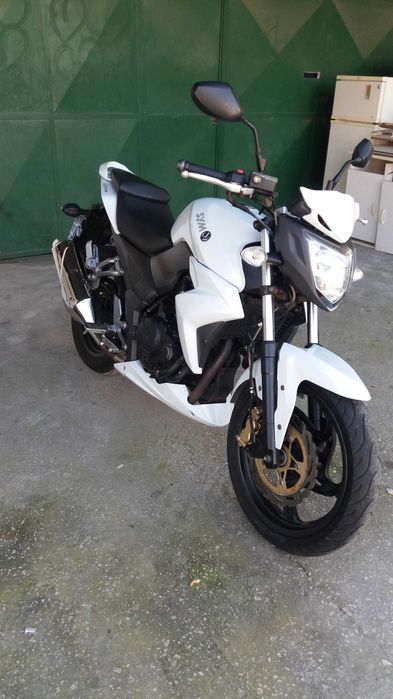Vendo ou Troco por carro Sym Wolf SB250Ni de 2015..