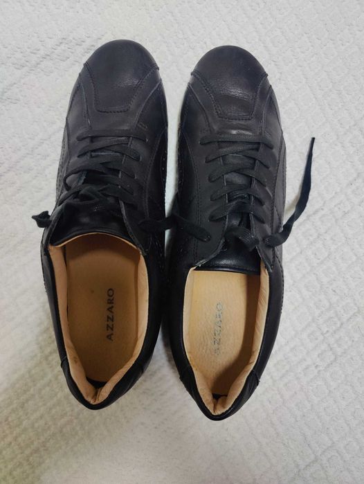 Sapatos Azzaro tam. 43 em estado novo